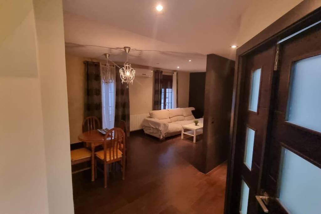 Piso Centrico Y Tranquilo Apartman Jaén Kültér fotó